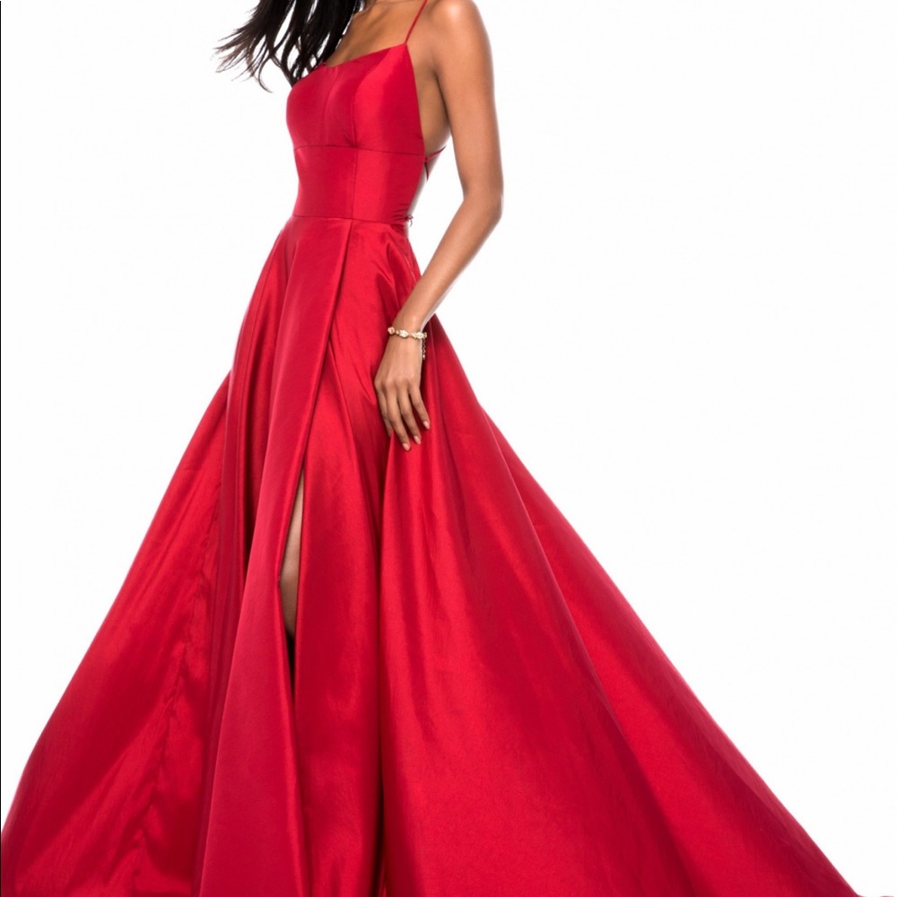 Red Sherri Hill size 4